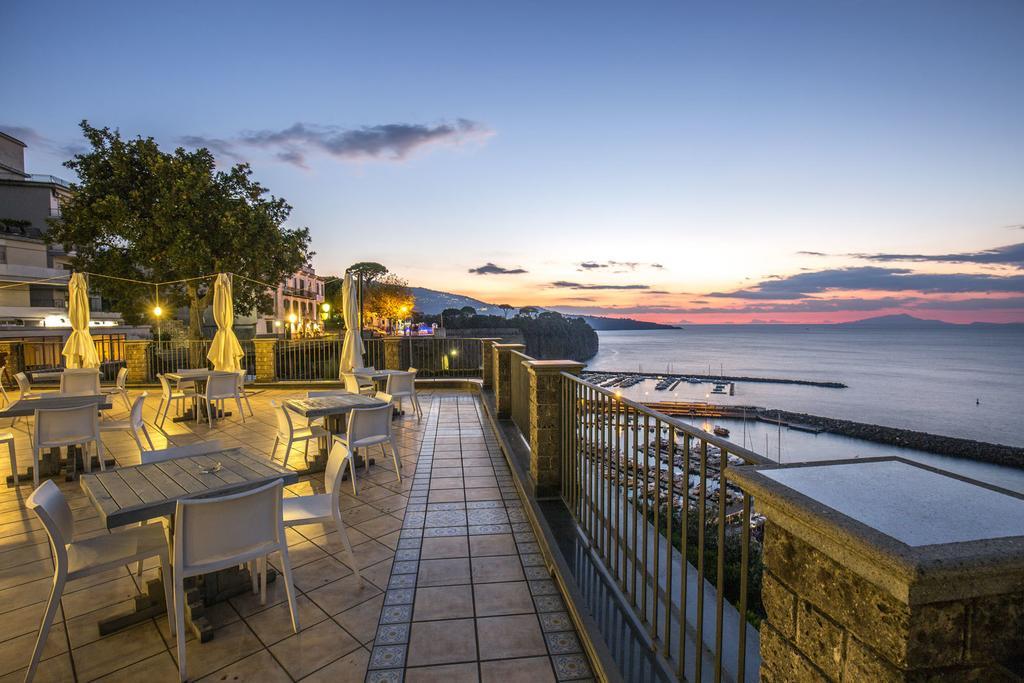 Hr Hotel & Spa Piano di Sorrento Buitenkant foto